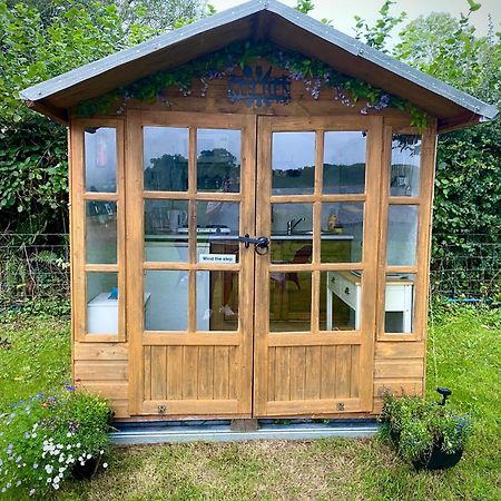 Cherry Tree Glamping Lodge ويلينغتون المظهر الخارجي الصورة